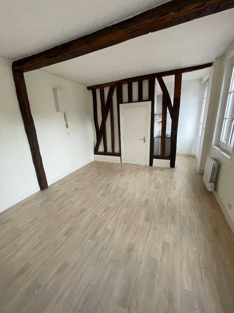 EVREUX centre ville - un appartement de type studio de 19.49 m²