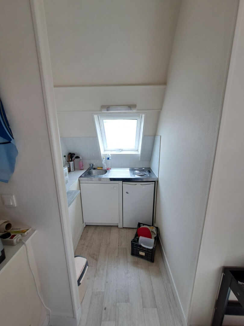EVREUX centre ville - un appartement de type studio de 13.63 m²