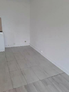 Appartement  T2 avec balcon en résidence à Louer -76500 Elbeuf - Réf LAUR-2E-24