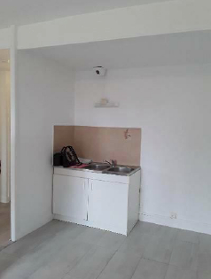 Appartement  T2 avec balcon en résidence à Louer -76500 Elbeuf - Réf LAUR-2E-24