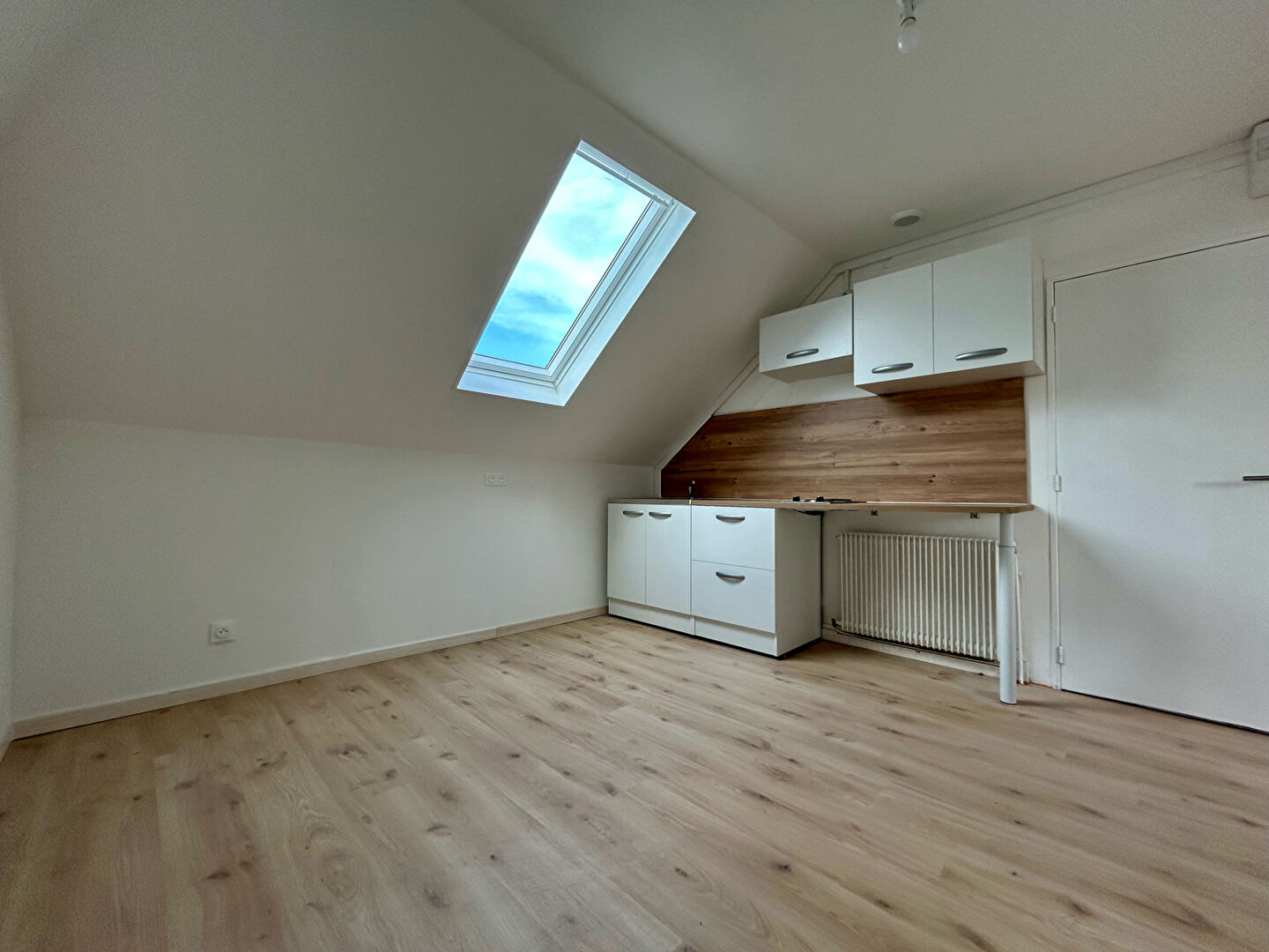 Appartement Caudebec Les Elbeuf  - 1 pièce(s) 22.4 m2 - Réf LEST-2D
