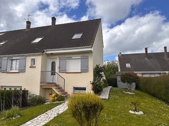 Saint Pierre les Elbeuf : maison de 5 pièces (116 m²) en location
