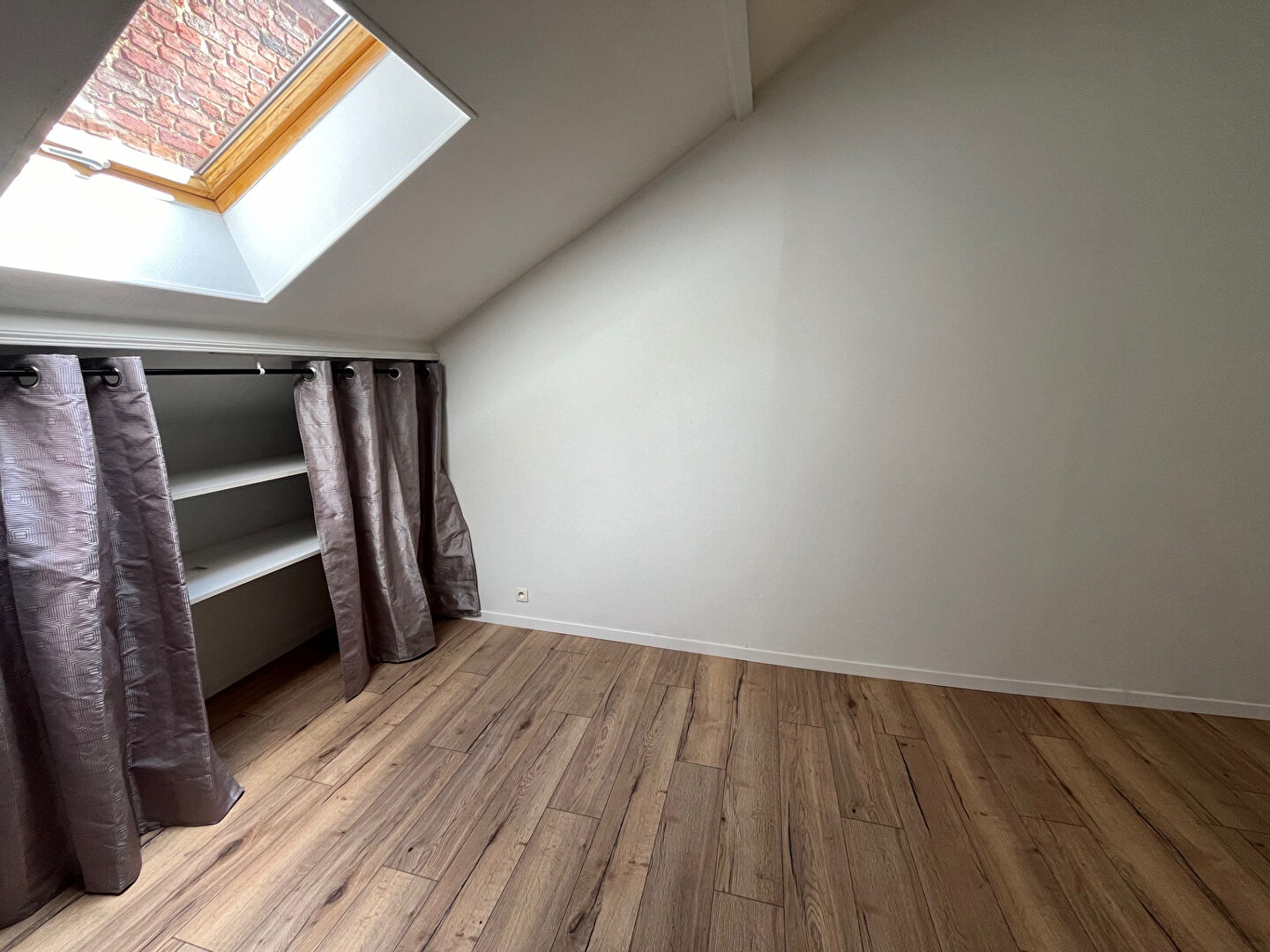 A Louer Appartement  T4 pièces en RDC en  TRIPLEX - 76500 Elbeuf - Réf MARI-RDC-G