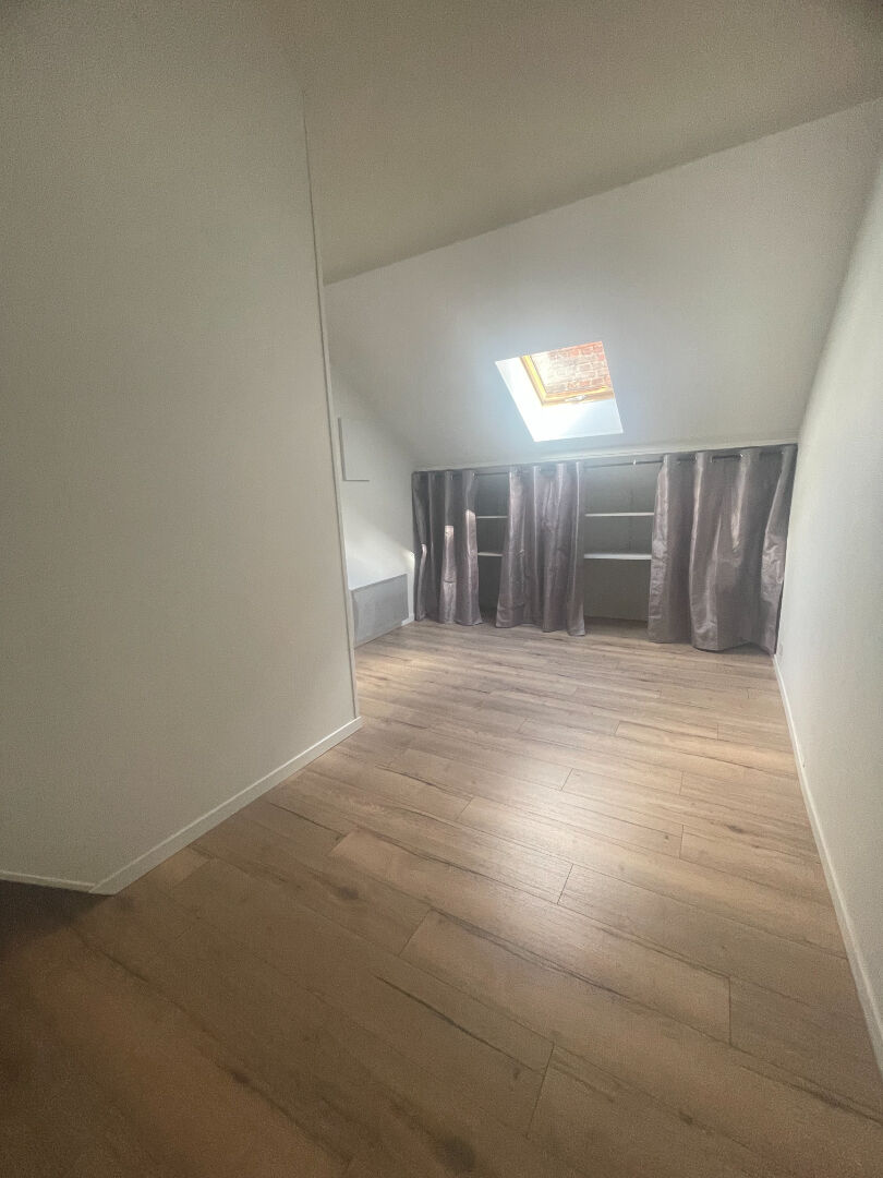 A Louer Appartement  T4 pièces en RDC en  TRIPLEX - 76500 Elbeuf - Réf MARI-RDC-G