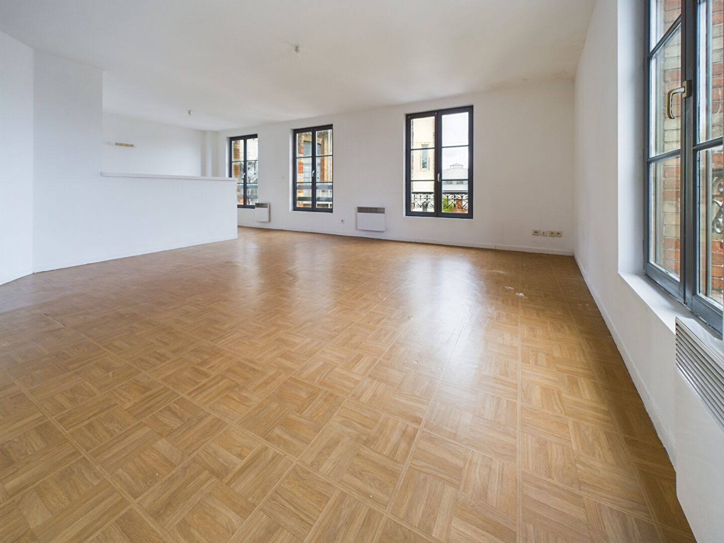 T2 PROCHE CHAMP DE FOIRE