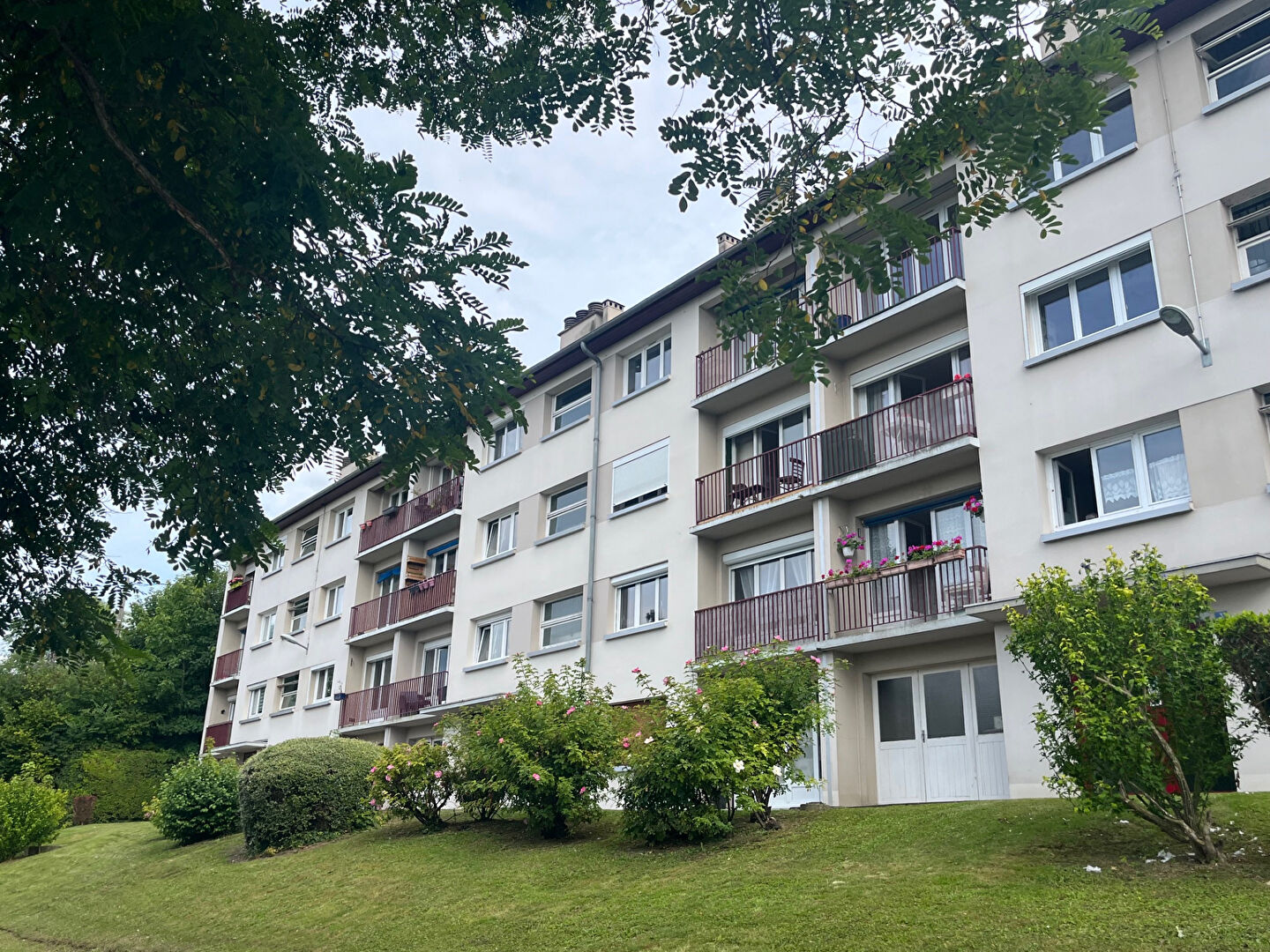A louer Appartement T3 dans une résidence 76530 Moulineaux réf DMPE-3