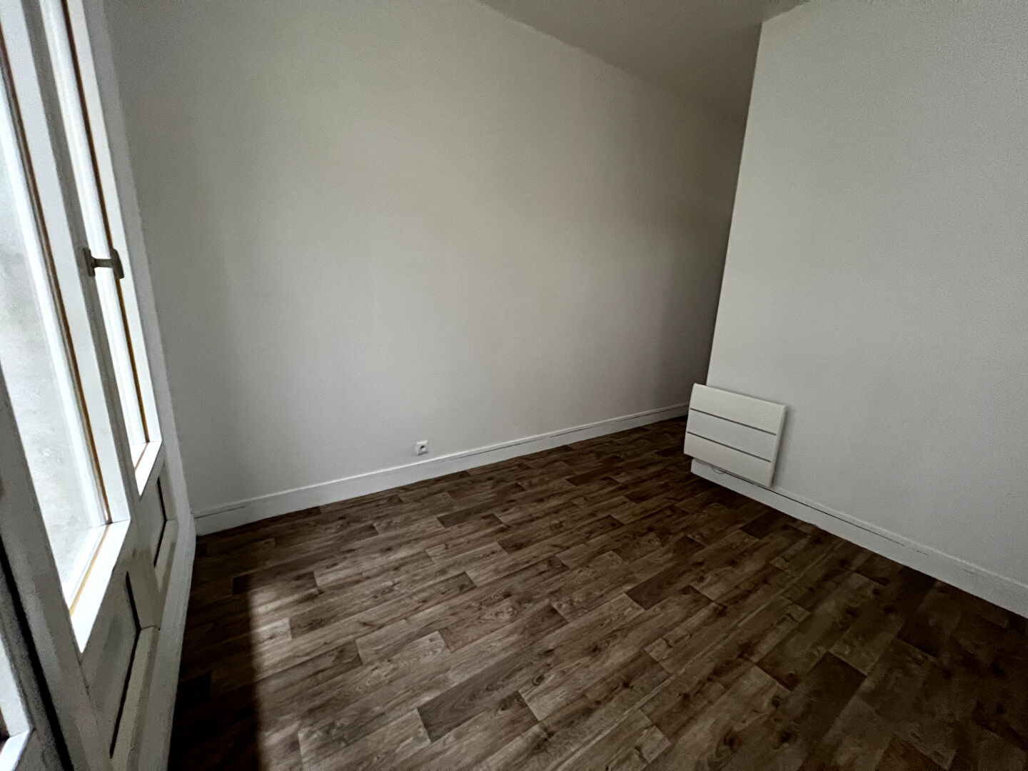 Appartement 2 pièces Place st Marc