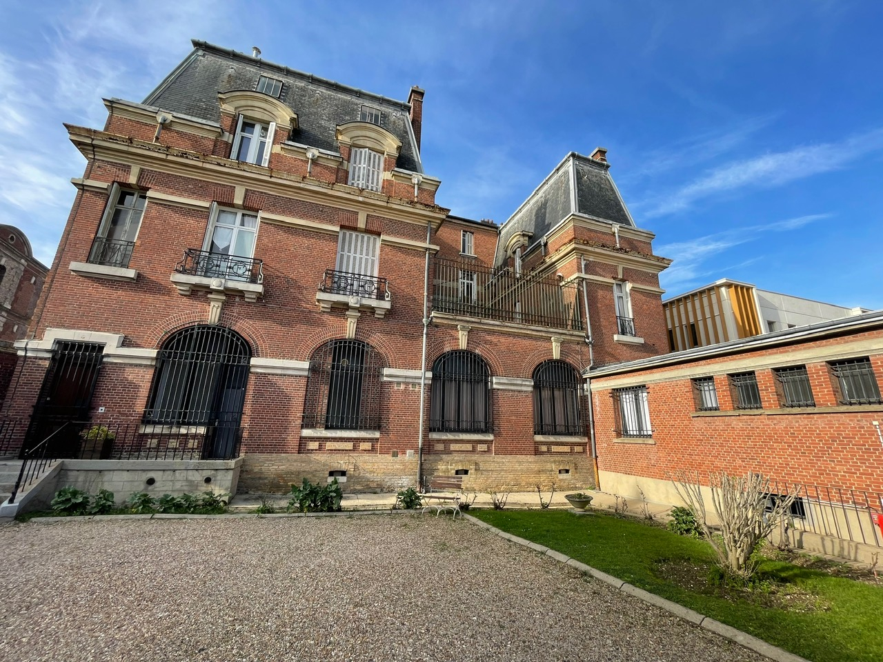 Appartement Elbeuf 6 pièce(s) 152 m² - 5 chambres