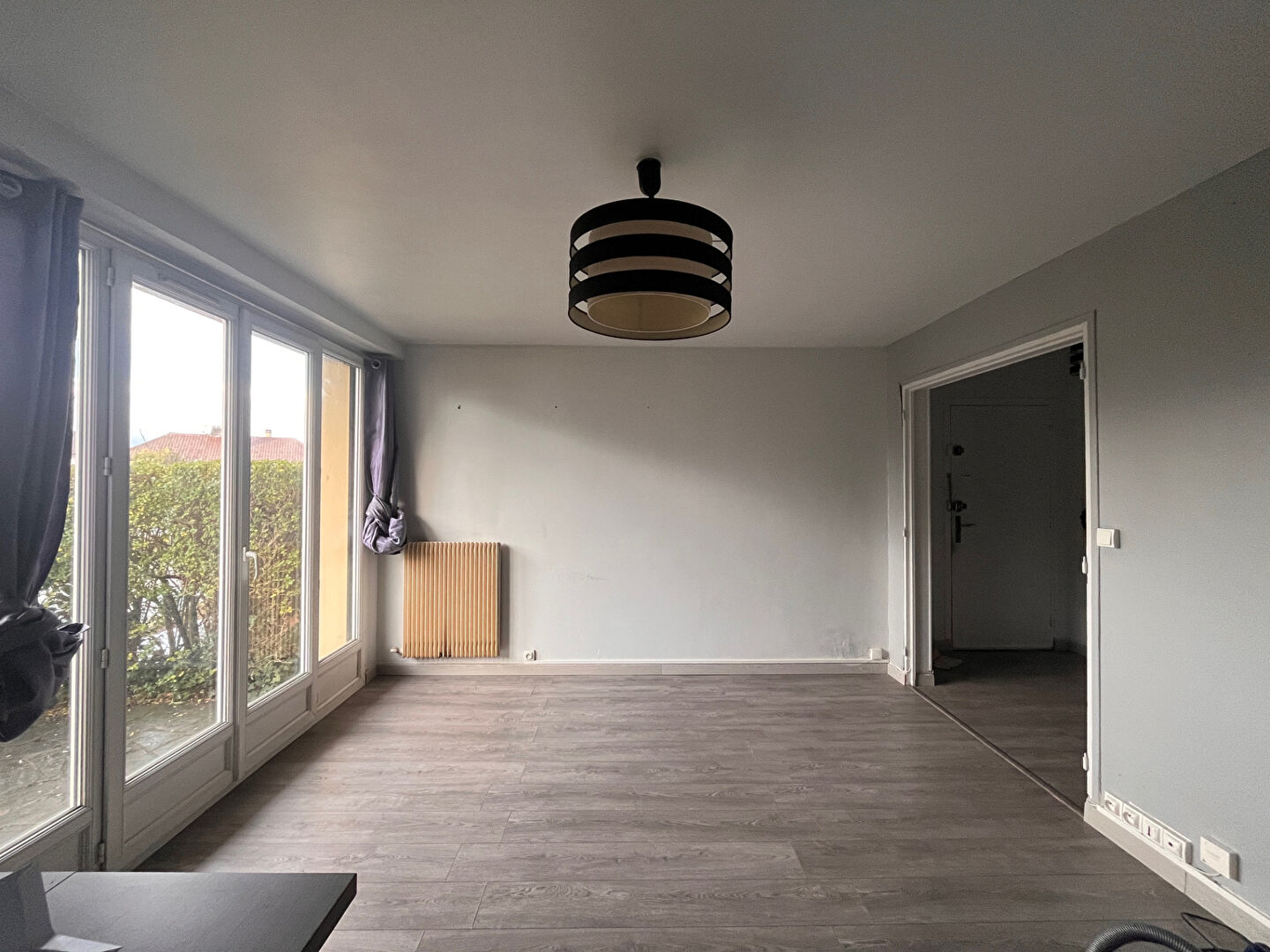 Appartement Petit Couronne T3 avec cour privative