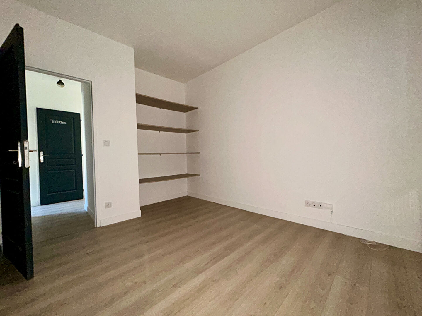 Appartement 2 pièce(s) 43 m2 - Elbeuf - Ref MART-RDC-G