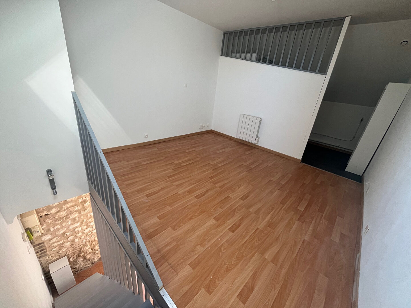 Maison à louer à Oissel - 2 pièces, 34.21 m²