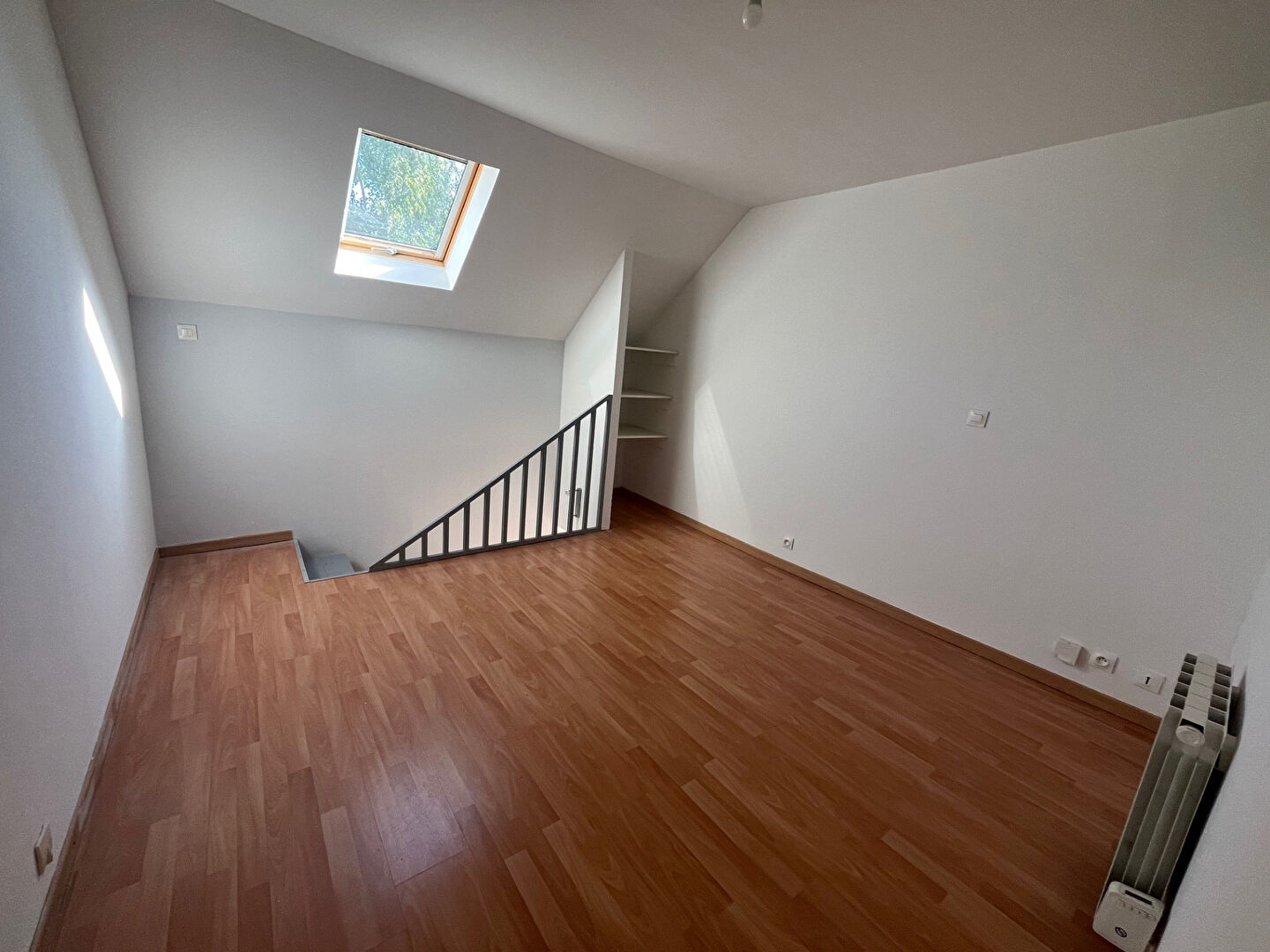 Maison à louer à Oissel - 2 pièces, 34.21 m²