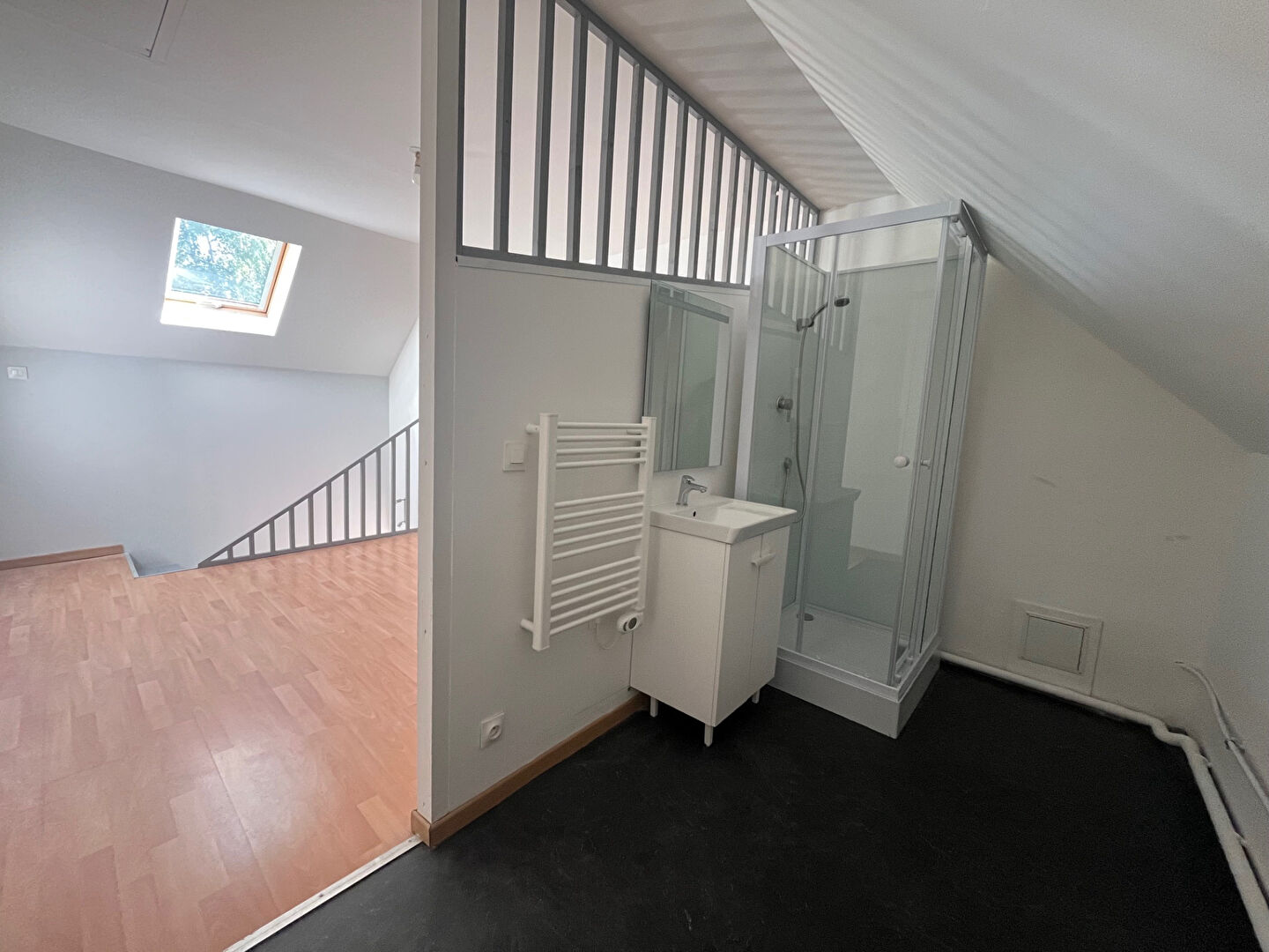 Maison à louer à Oissel - 2 pièces, 34.21 m²
