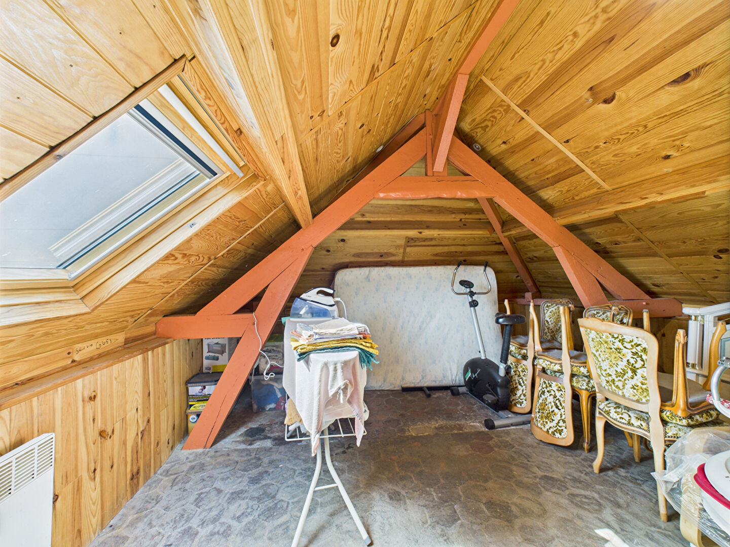 Maison de maître à vendre à Caudebec-lès-Elbeuf - 4 chambres et grand jardin !