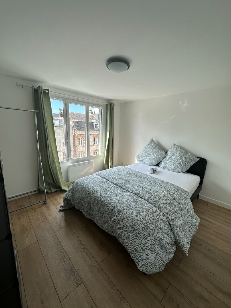 Appartement  2 pièce(s) Meublé- 76500 Elbeuf - Réf HEUL-3E-P3