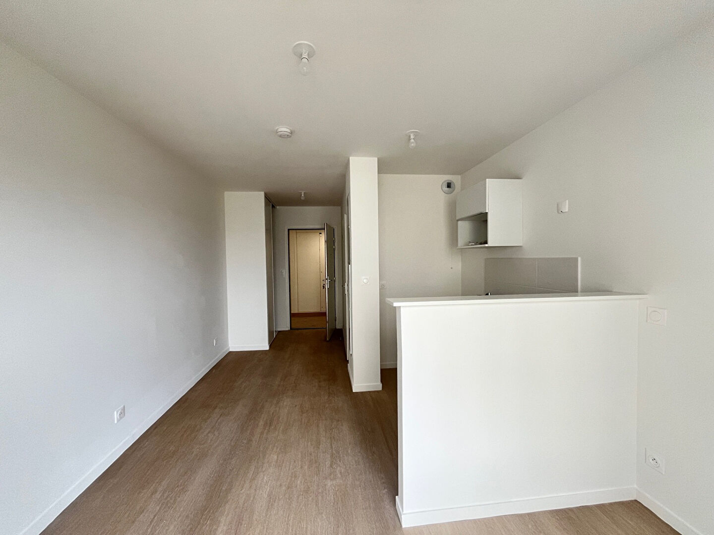 Studio neuf à Maromme Demi Lune