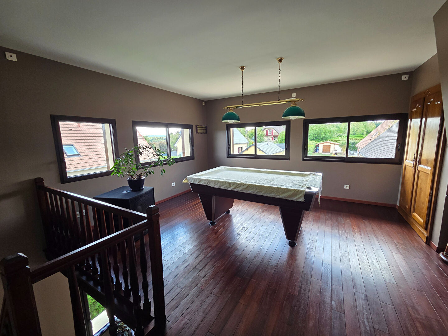 Maison spacieuse à vendre à Arelaune-en-Seine - Référence 2328