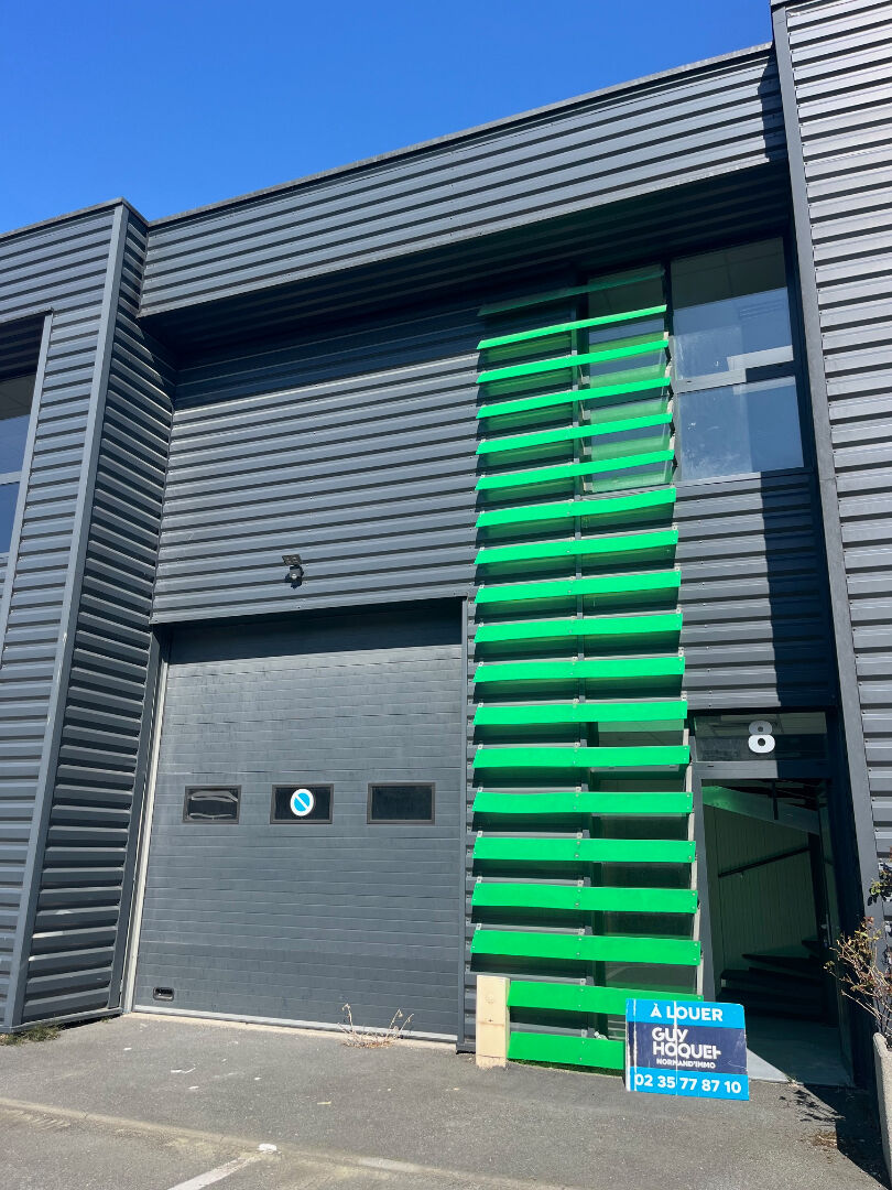 VAL DE REUIL - LOCAL PROFESSIONNEL DE 160M² PROCHE A13  REF VDR-8