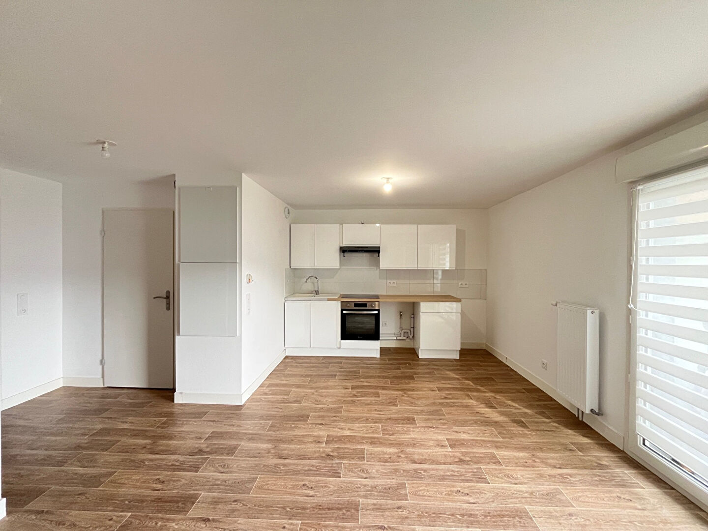Appartement 1 pièce à louer à GRAND COURONNE - Référence PARISA19