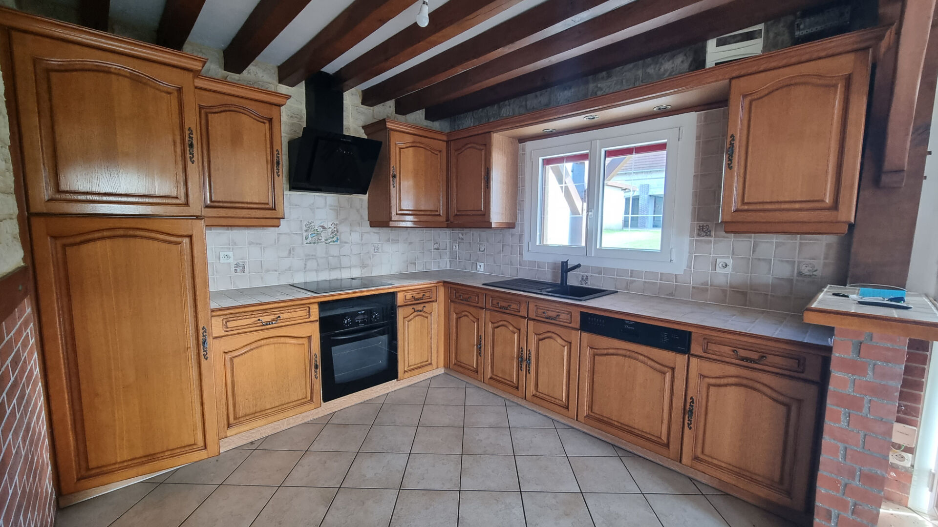 Maison à vendre à Louviers - 5 pièces avec piscine et garage