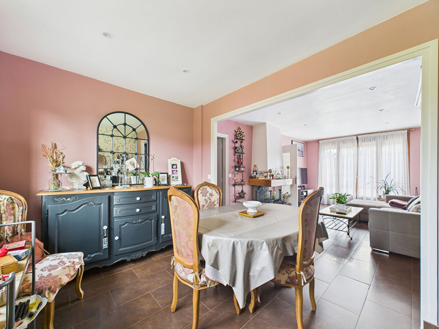 Maison familiale de 5 pièces à vendre au Thuit de l'Oison - Rare sur le marché !