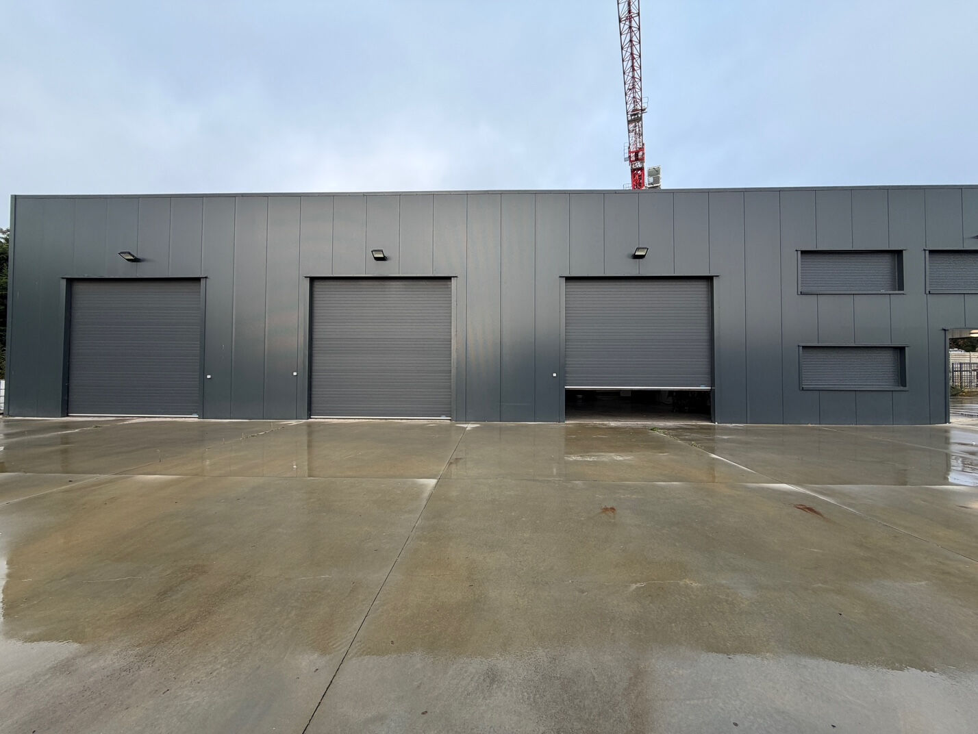 Local d'activité Saint Ouen De Thouberville 1700 m2