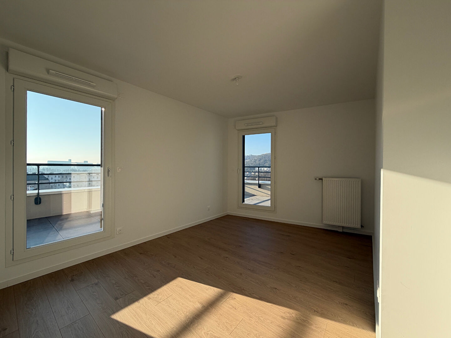 Appartement  T2 neuf avec terrasse et parking