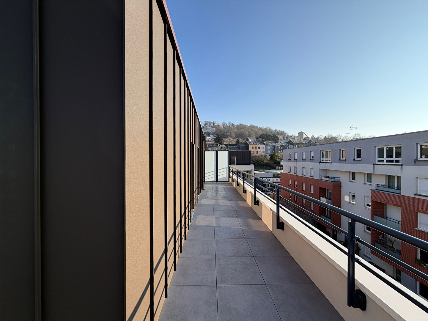 Appartement  T2 neuf avec terrasse et parking
