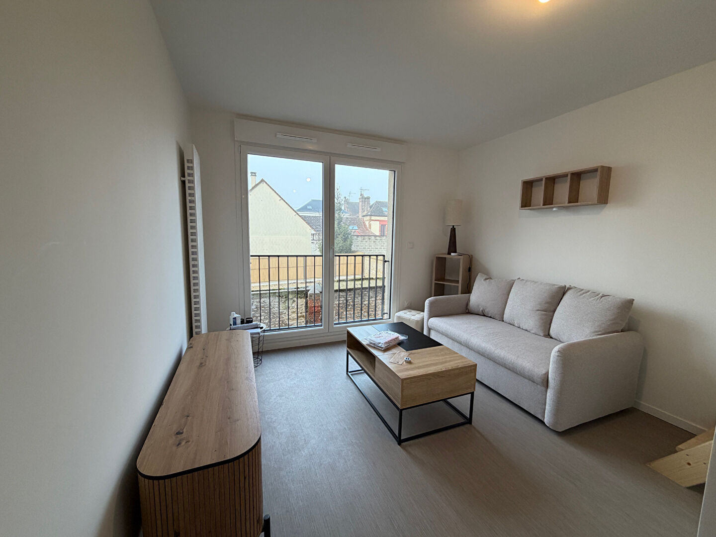 Studio neuf  meublé à Louviers