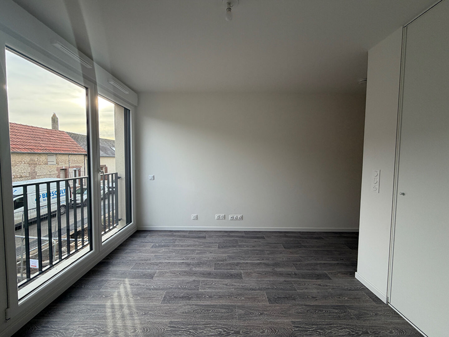 Studio neuf centre ville Louviers