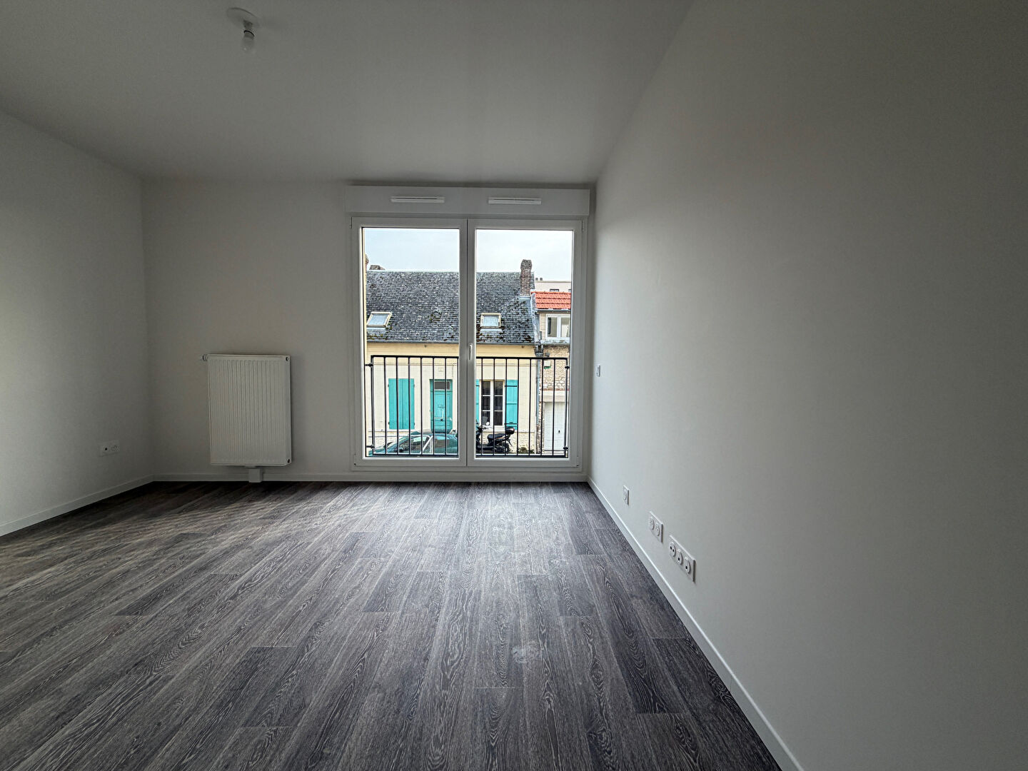 Studio neuf centre ville Louviers