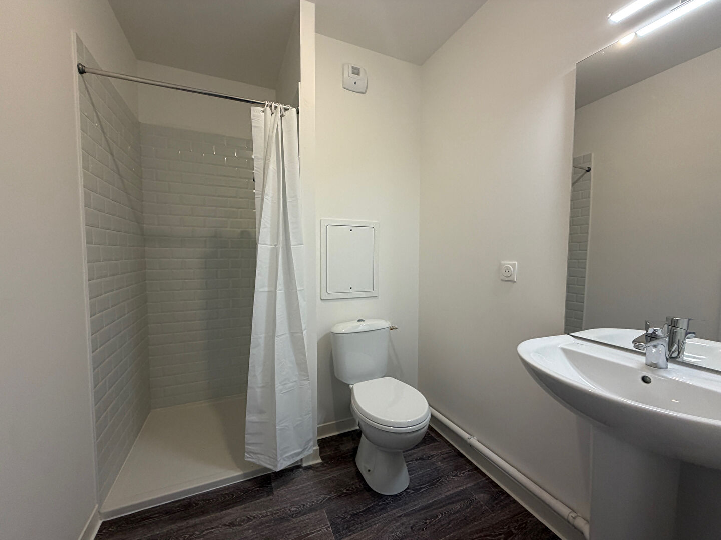 Studio neuf centre ville Louviers