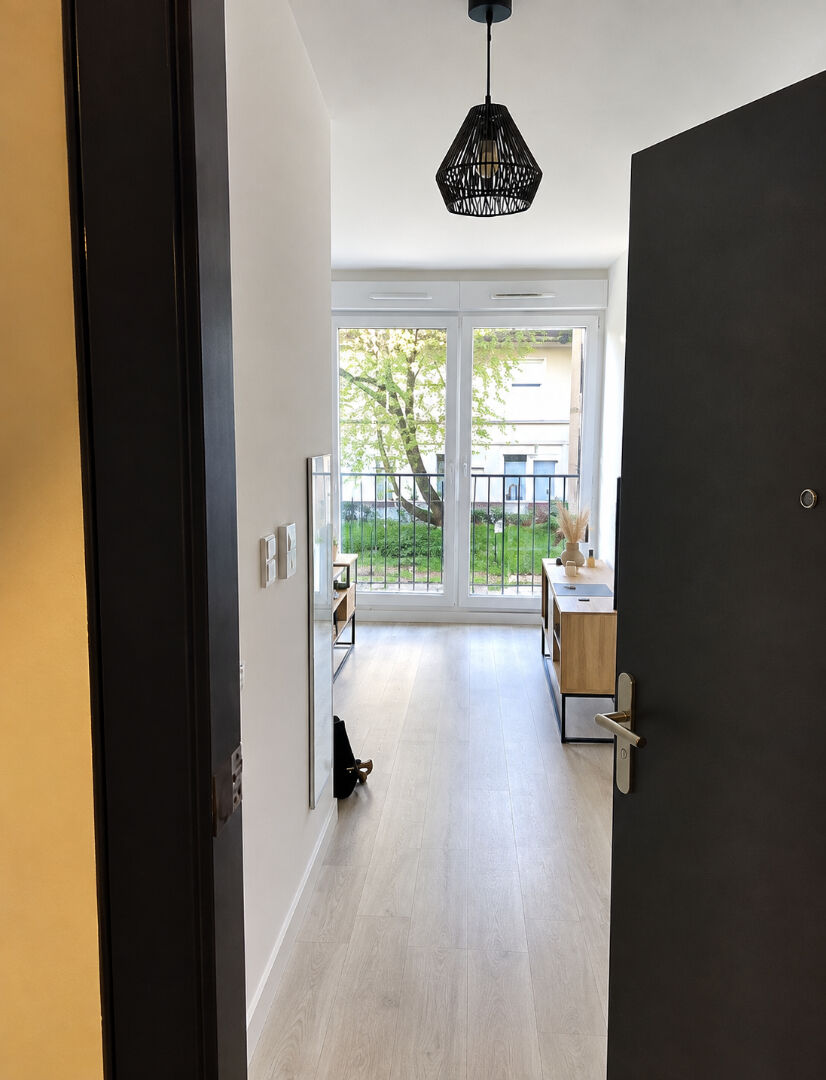 Studio neuf à Louviers meublé