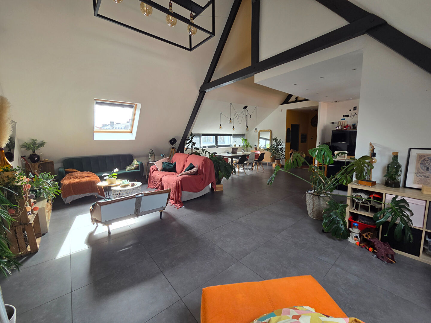 Appartement Elbeuf 6 pièce(s) 198 m2