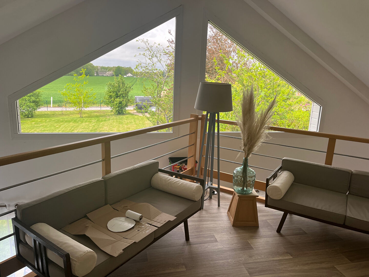 Villa contemporaine de grand standing à vendre à Venon - Réf. DD1801L