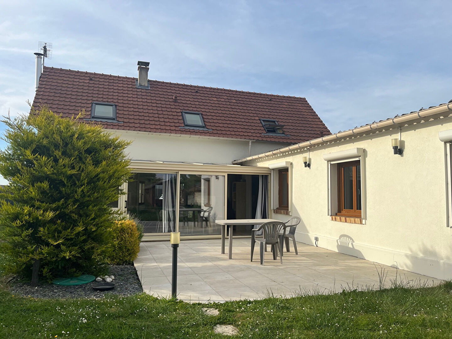 Charmante maison 6 pièces à vendre à Amfreville-sur-Iton - Rare sur le marché !