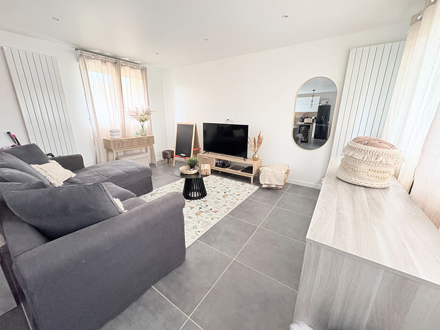 Maison de 90m² + 2 logements - 27340