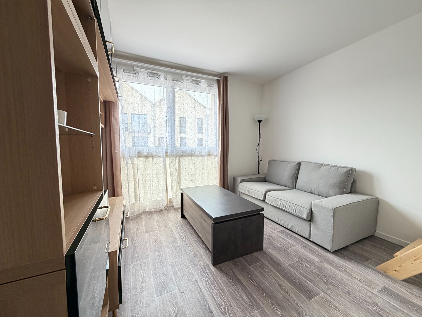 Studio neuf à Louviers meublé