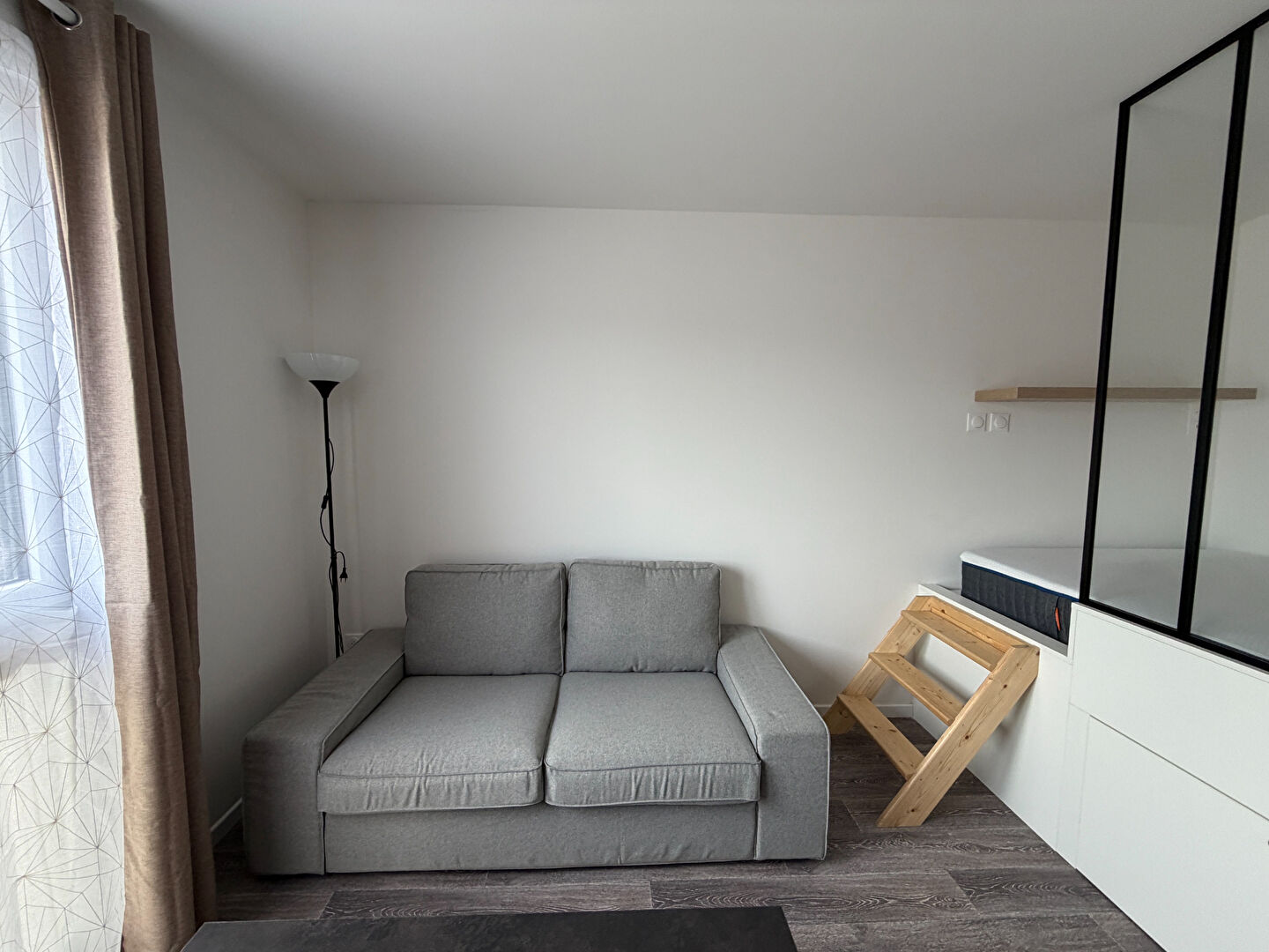 Studio neuf à Louviers meublé