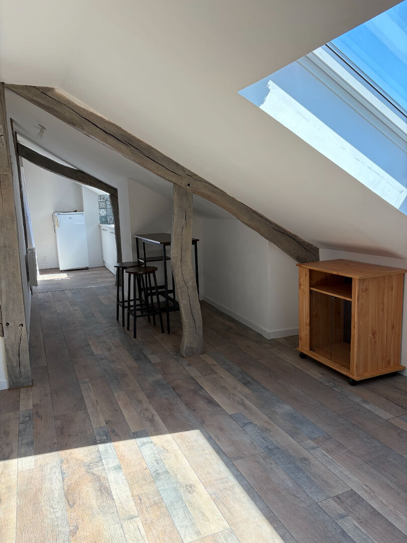 Appartement en duplex entièrement meublé proche de l'I.UT. ELBEUF