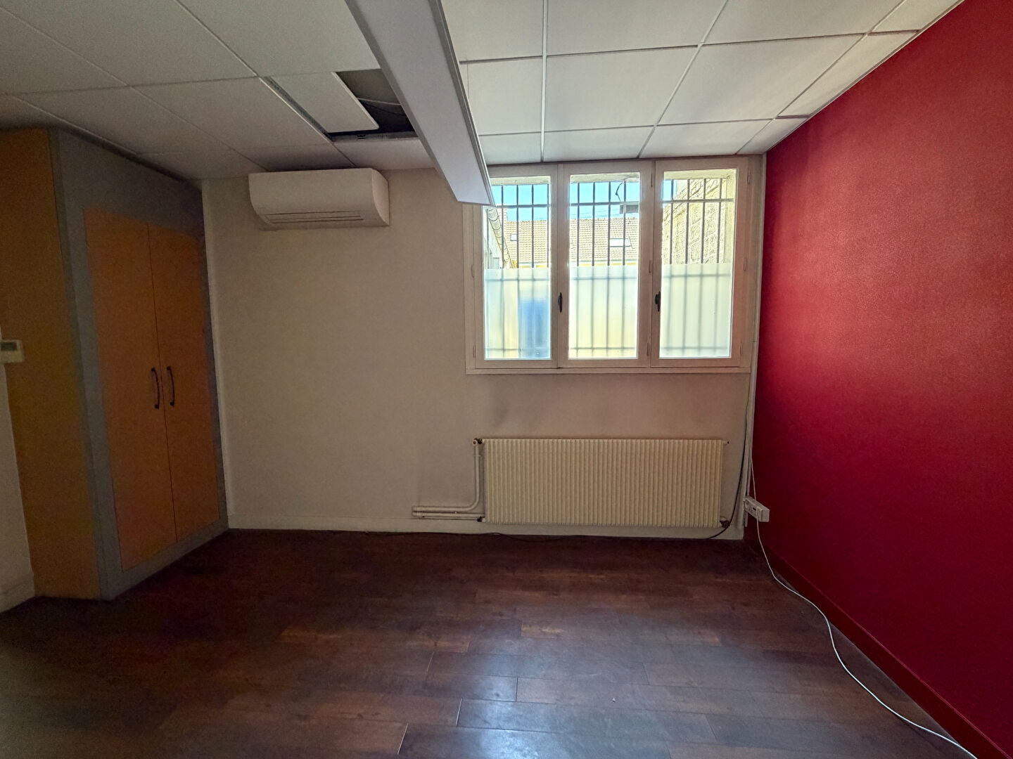 Local commercial Grand Couronne 159 m2