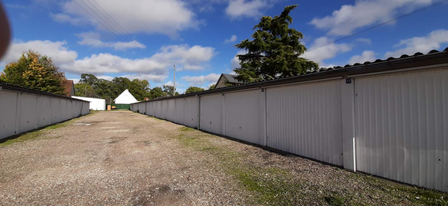 Parking / box  15 m2 à SAINT AUBIN LES ELBEUF REF BIZ-30
