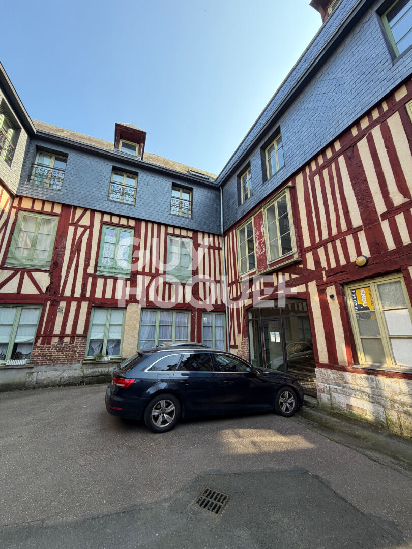 Beau T2 rénové hypercentre de Rouen