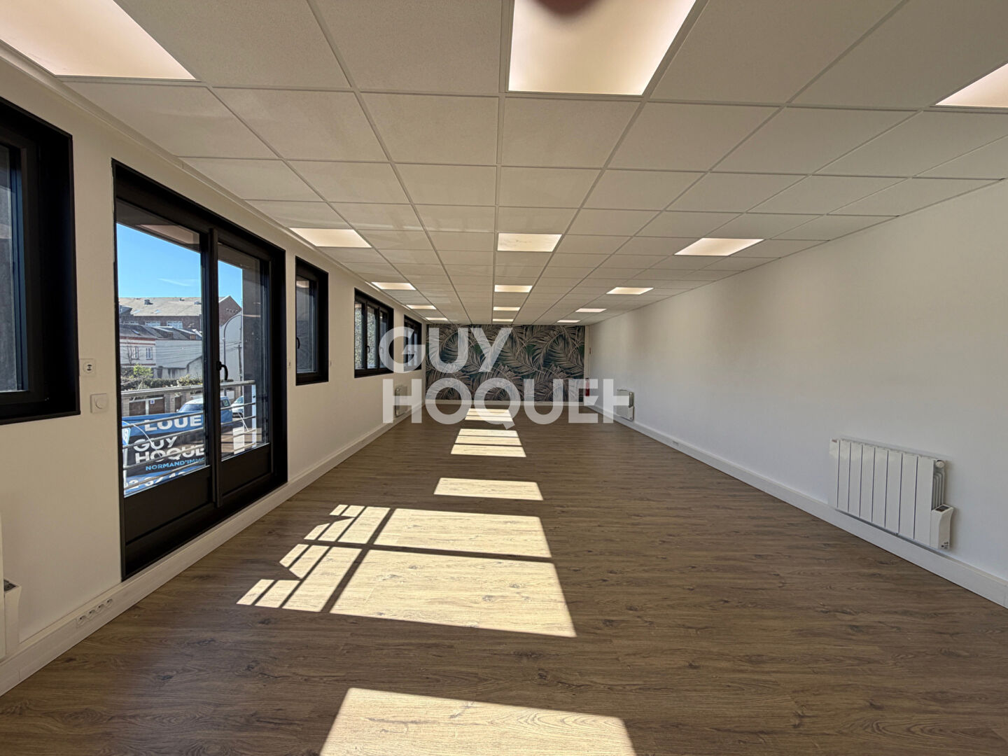 LOCAL COMMERCIAL EN PARFAIT ETAT