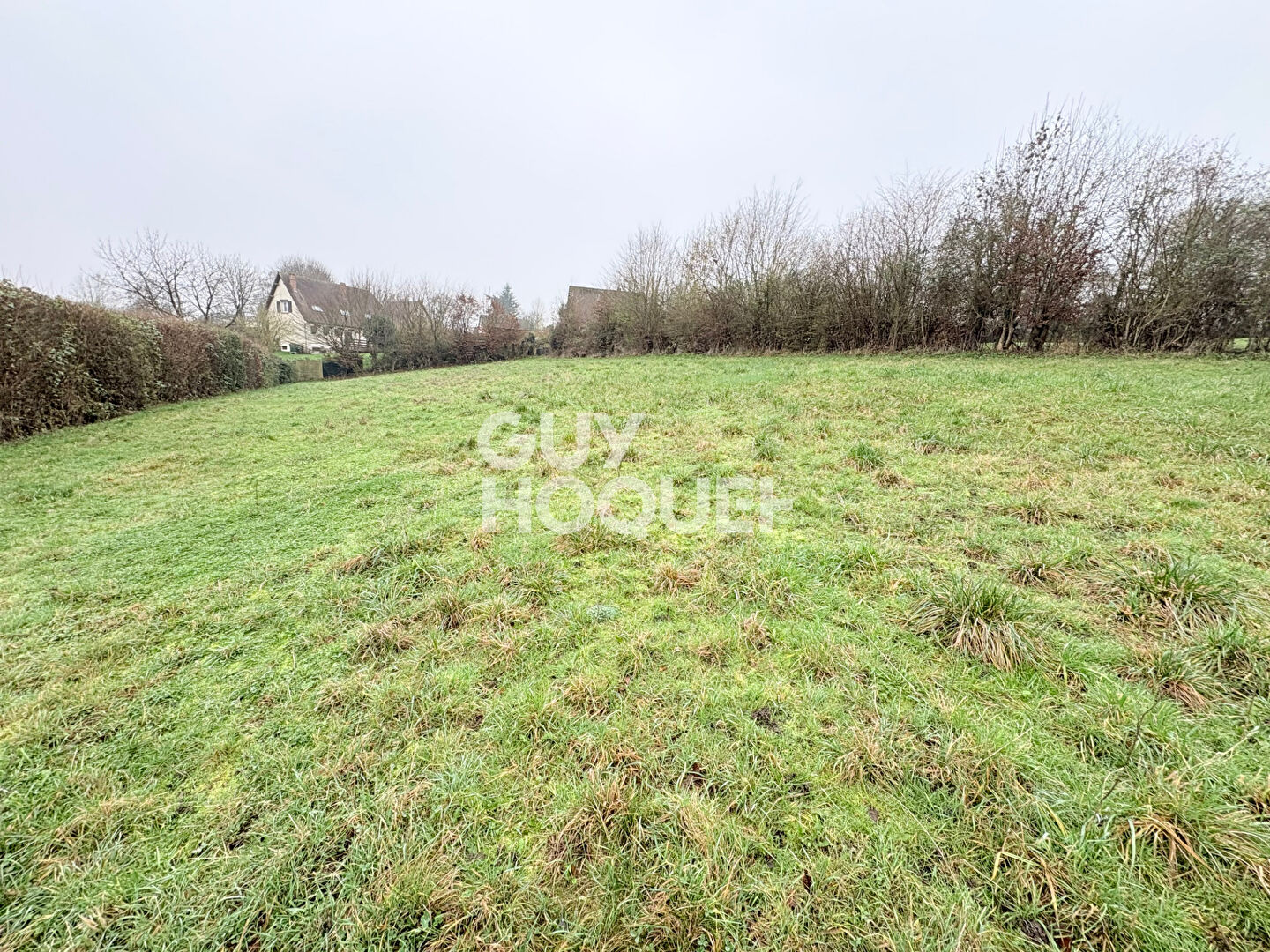 Terrain viabilisé CONSTRUCTIBLE, 4420m² - 27370