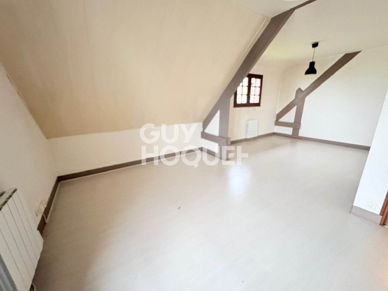 Maison à vendre à Elbeuf - Référence AD1695