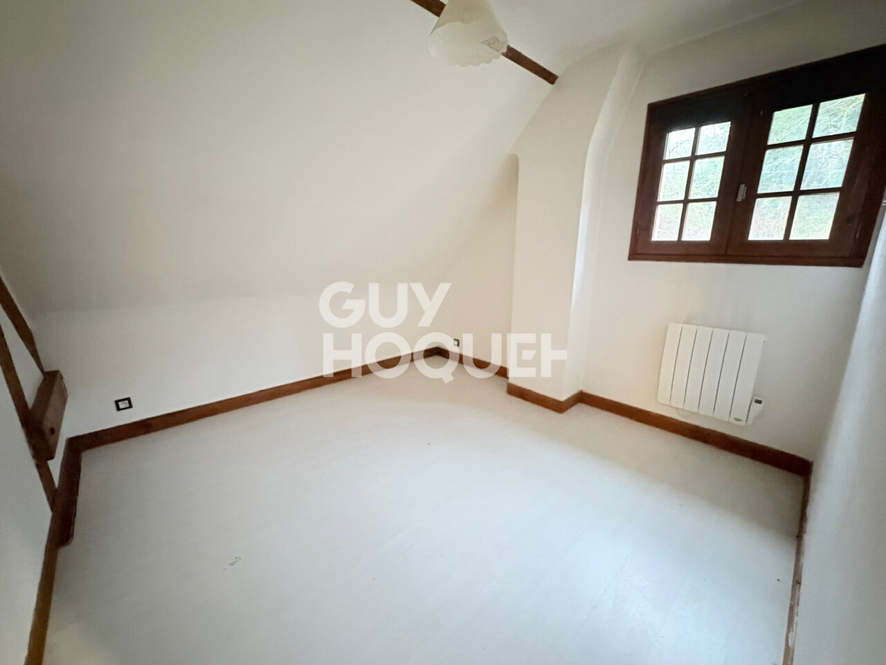 Maison à vendre à Elbeuf - Référence AD1695