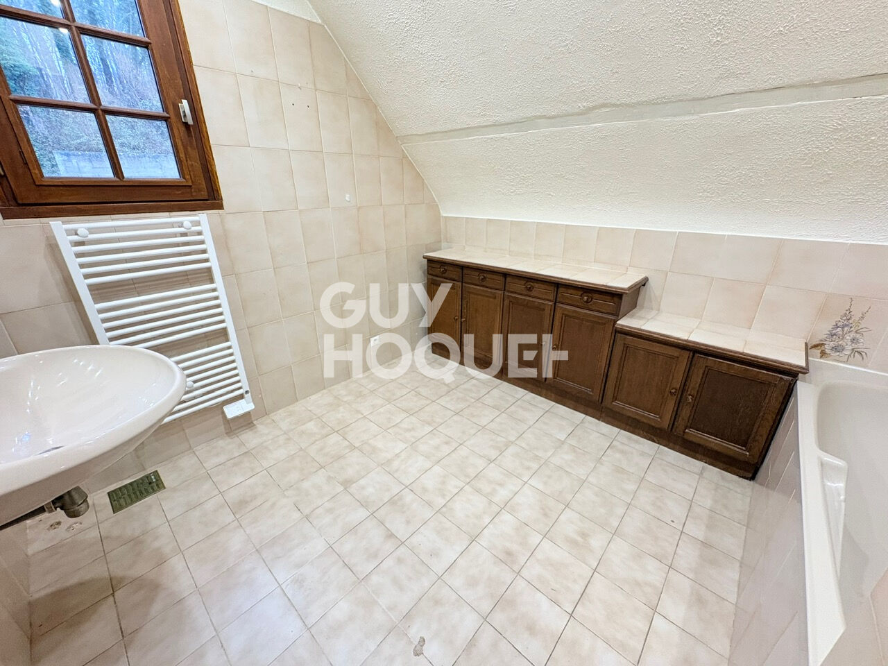 Maison à vendre à Elbeuf - Référence AD1695