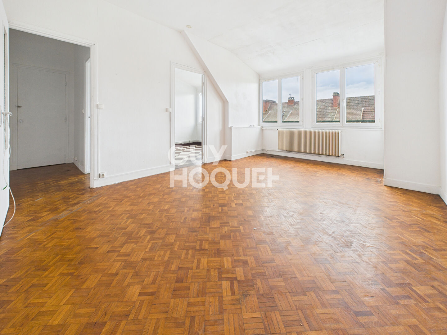 GRAND APPARTEMENT de type F3 - 76500 - Centre-ville