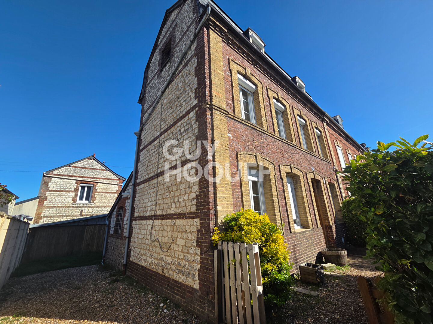 Maison de charme 4 pièces 76410